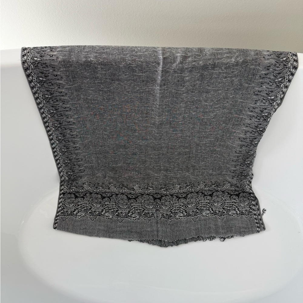 Elegant Gray Shawl with Fringe NWOT - Picture 2 of 4